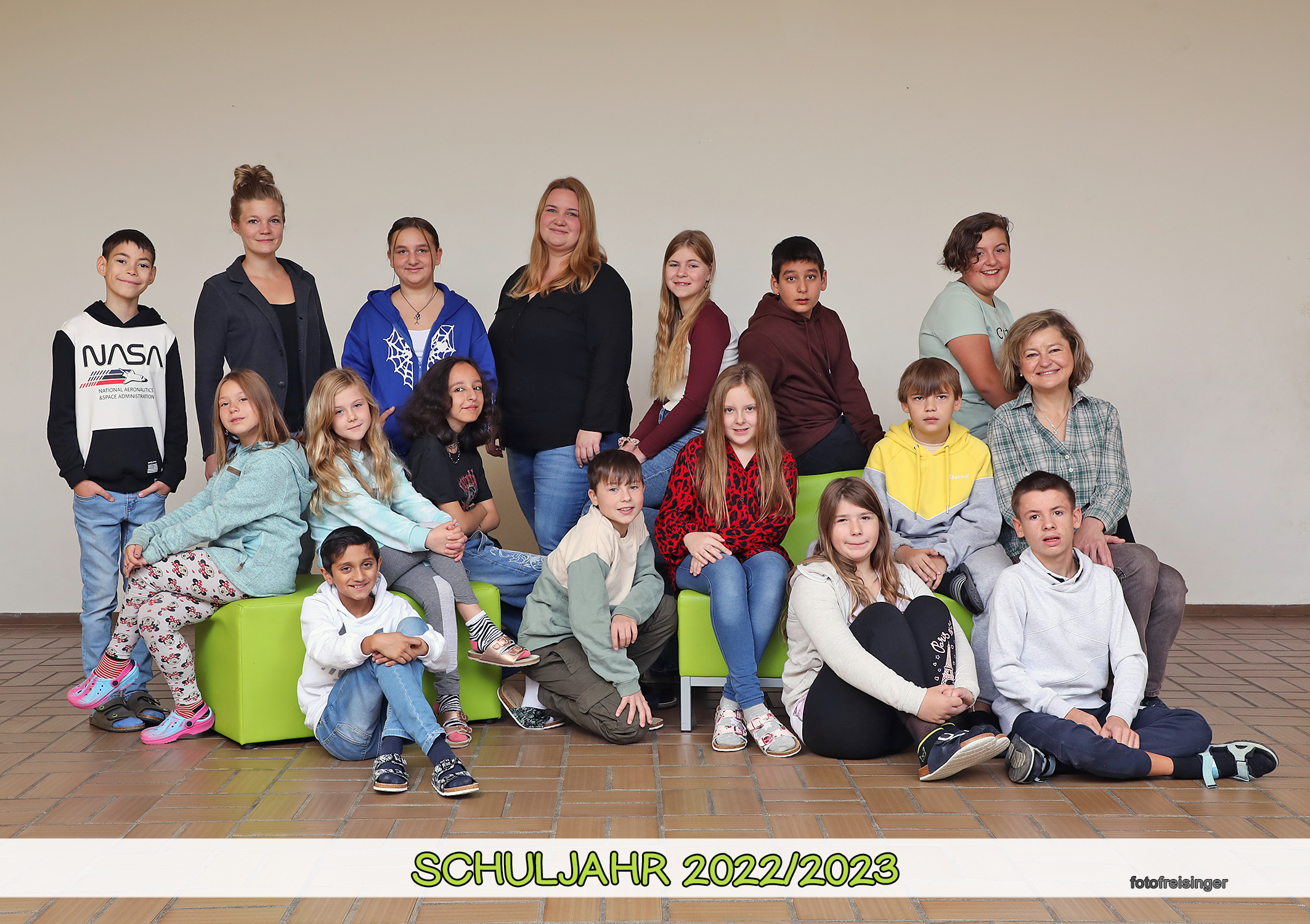 Volksschule Lindenfeld Judenburg - Klassenfoto Klasse 1b